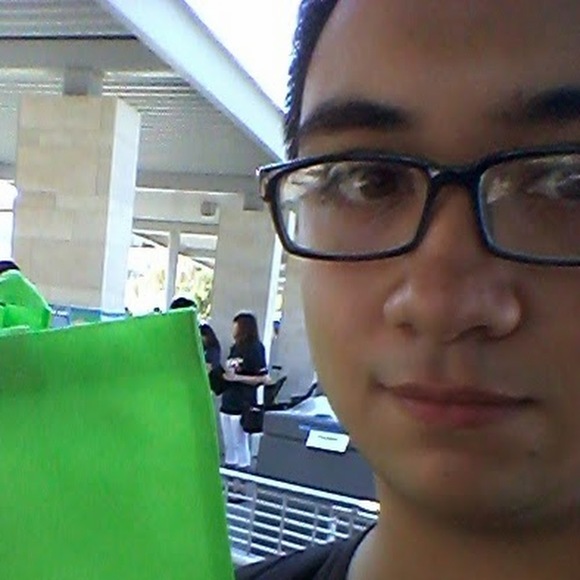 Meet your Posher, Jade - Picture 1 of 1